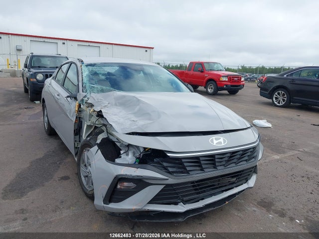 Hyundai Elantra Essential 2026 KMHLM4DG6TU213320 Image 6