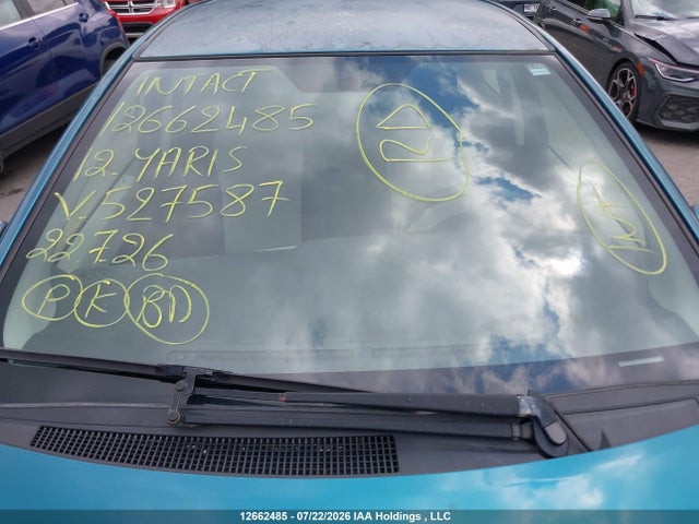 2012 Toyota Yaris მანქანა იყიდება აუქციონზე, vin: JTDKTUD35CD527587, აუქციონის ნომერი: 12662485