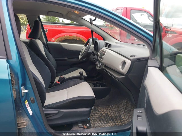 2012 Toyota Yaris მანქანა იყიდება აუქციონზე, vin: JTDKTUD35CD527587, აუქციონის ნომერი: 12662485