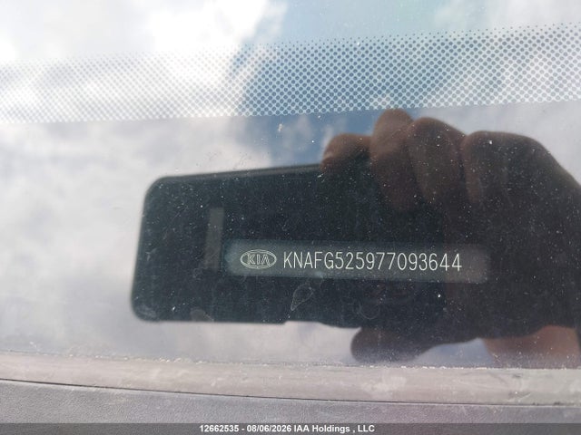 Продажа на аукционе авто 2007 Kia Rondo Lx/ex, vin: KNAFG525977093644, номер лота: 12662535