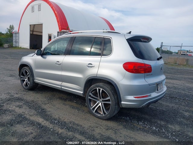 2017 Volkswagen Tiguan Highline მანქანა იყიდება აუქციონზე, vin: WVGLV7AX5HW507886, აუქციონის ნომერი: 12662557