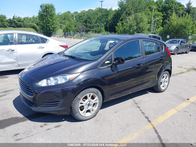 Ford Fiesta 2015 3FADP4EJ9FM212218 Image 2