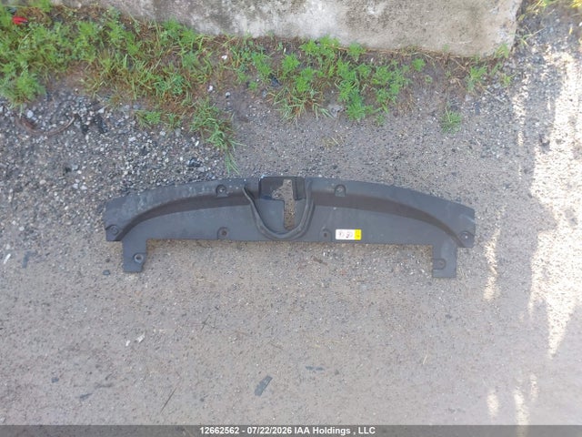 5YFBPRBE4LP130553 Toyota COROLLA LE