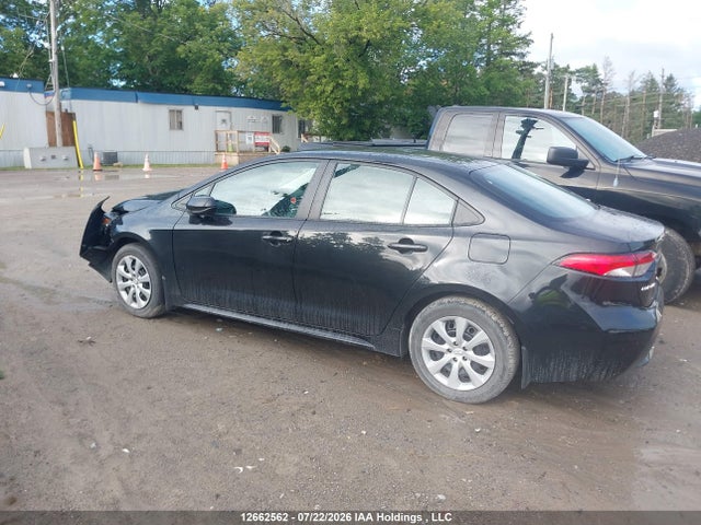 5YFBPRBE4LP130553 Toyota COROLLA LE