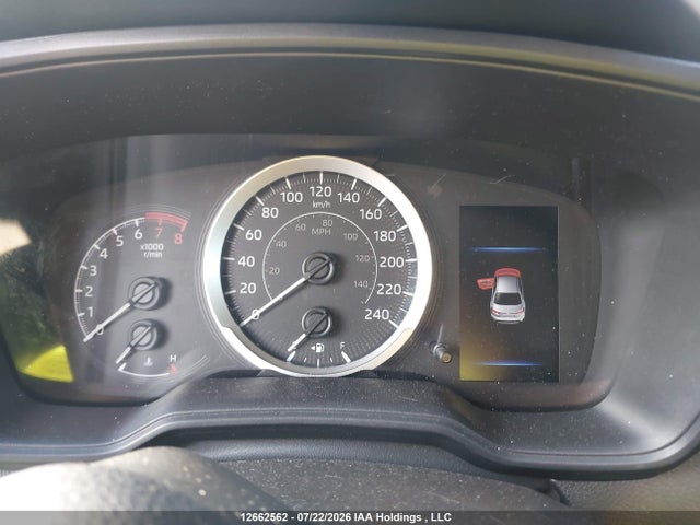 5YFBPRBE4LP130553 Toyota COROLLA LE