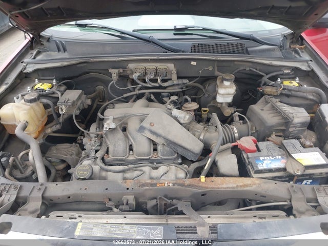 2008 Ford Escape Xlt მანქანა იყიდება აუქციონზე, vin: 1FMCU93198KD73141, აუქციონის ნომერი: 12662573
