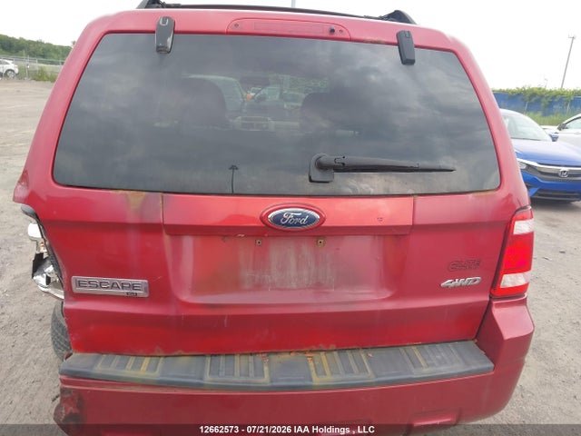 2008 Ford Escape Xlt მანქანა იყიდება აუქციონზე, vin: 1FMCU93198KD73141, აუქციონის ნომერი: 12662573