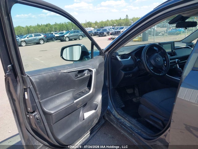 2020 Toyota Rav4 Le მანქანა იყიდება აუქციონზე, vin: 2T3B1RFVXLC081457, აუქციონის ნომერი: 12662575