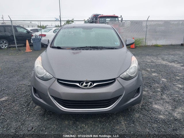 12662642 :رقم المزاد ، 5NPDH4AE8DH262272 vin ، 2013 Hyundai Elantra Gls/limited مزاد بيع