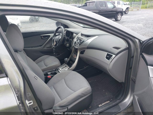 12662642 :رقم المزاد ، 5NPDH4AE8DH262272 vin ، 2013 Hyundai Elantra Gls/limited مزاد بيع