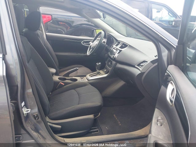 2018 Nissan Sentra 1.8 S/1.8 Sv/1.8 Sv Midnight Edition მანქანა იყიდება აუქციონზე, vin: 3N1AB7AP4JY281555, აუქციონის ნომერი: 12641038