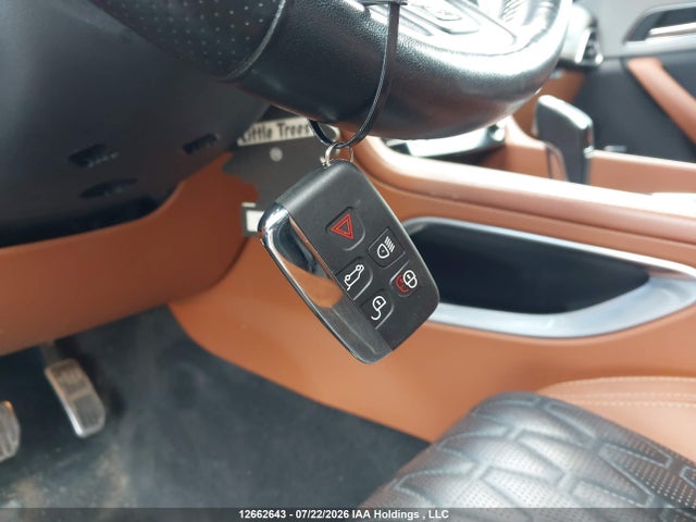 SADCZ2EE8LA617751 Jaguar F-Pace