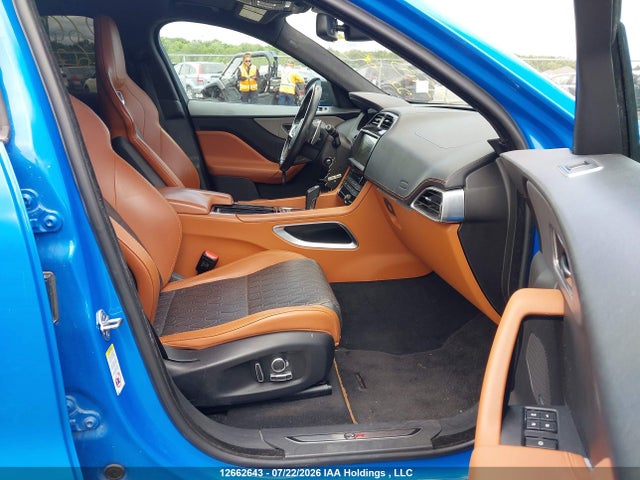 SADCZ2EE8LA617751 Jaguar F-Pace