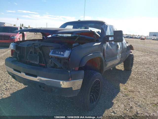 2003 Chevrolet Silverado K2500 Heavy Duty მანქანა იყიდება აუქციონზე, vin: 1GCHK231X3F166167, აუქციონის ნომერი: 12662668