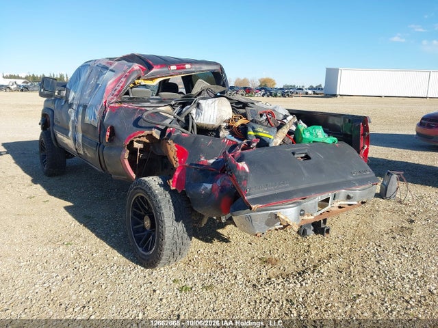 2003 Chevrolet Silverado K2500 Heavy Duty მანქანა იყიდება აუქციონზე, vin: 1GCHK231X3F166167, აუქციონის ნომერი: 12662668