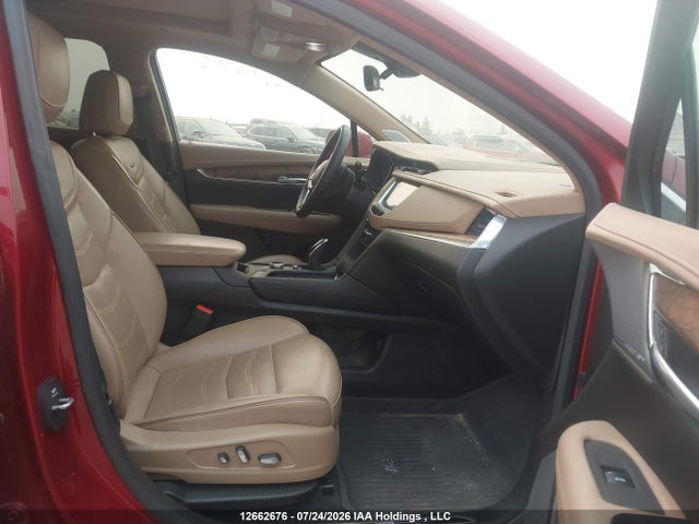 12662676 :رقم المزاد ، 1GYKNFRS4LZ129029 vin ، 2020 Cadillac Xt5 Platinum Premium Luxury مزاد بيع