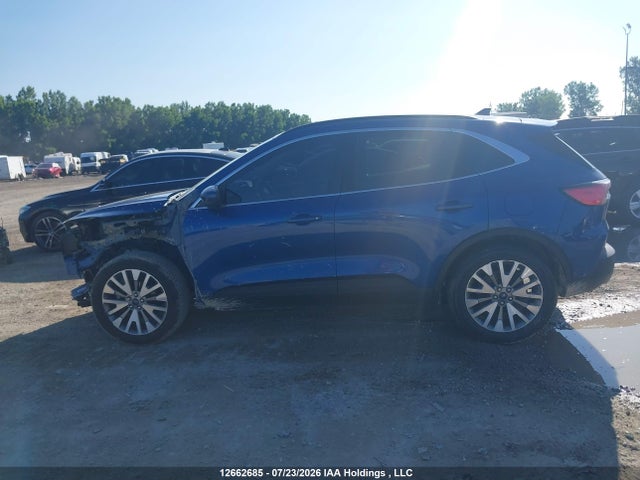 2022 Ford Escape Titanium Hybrid მანქანა იყიდება აუქციონზე, vin: 1FMCU9DZ0NUA51671, აუქციონის ნომერი: 12662685