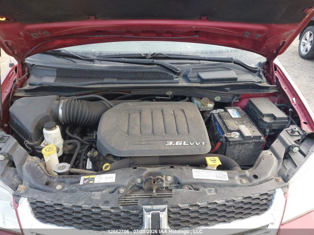 2C4RDGBGXFR574537 Dodge Grand Caravan Se/sxt