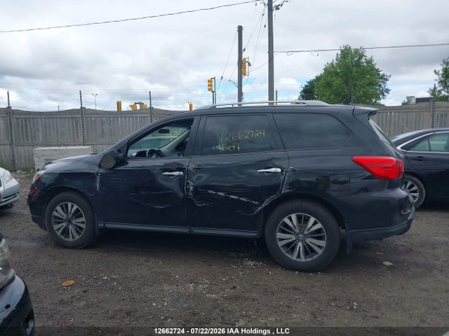 12662724 :رقم المزاد ، 5N1DR2MM8HC698136 vin ، 2017 Nissan Pathfinder S/sv/sl/platinum مزاد بيع
