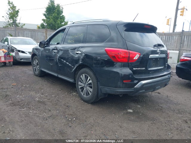 12662724 :رقم المزاد ، 5N1DR2MM8HC698136 vin ، 2017 Nissan Pathfinder S/sv/sl/platinum مزاد بيع
