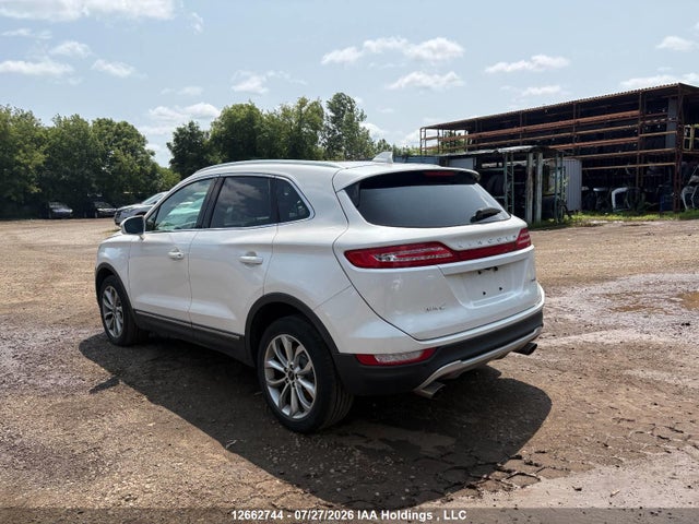 Lincoln MKC 2015 5LMCJ2A93FUJ38340 Image 3