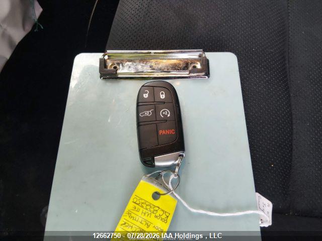 1C4RJFAG5KC822250 Jeep Grand Cherokee Laredo