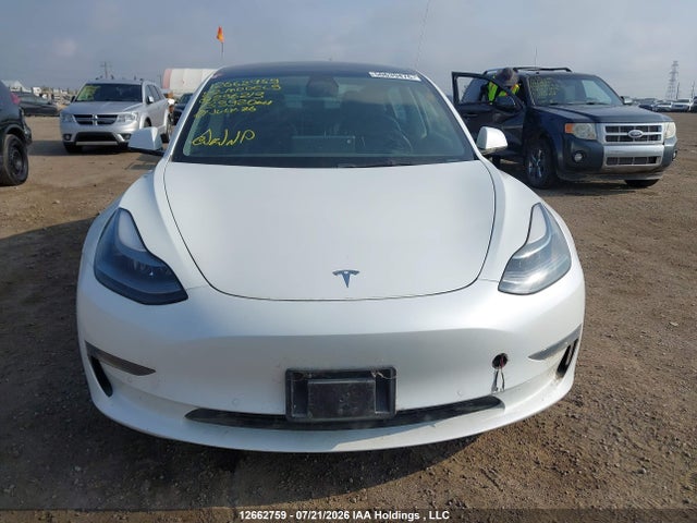 Tesla Model 3 Long Range 2022 5YJ3E1EB4NF296213 Image 13