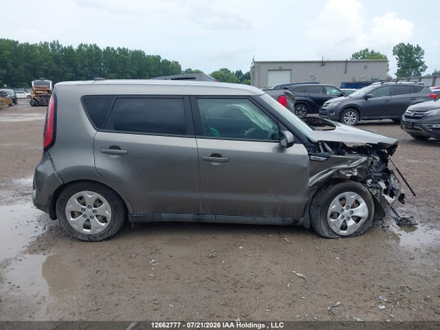 KIA Soul 2015 KNDJN2A28F7167742 Image 14