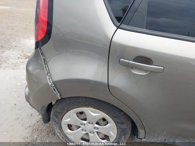 KIA Soul 2015 KNDJN2A28F7167742 Image 21