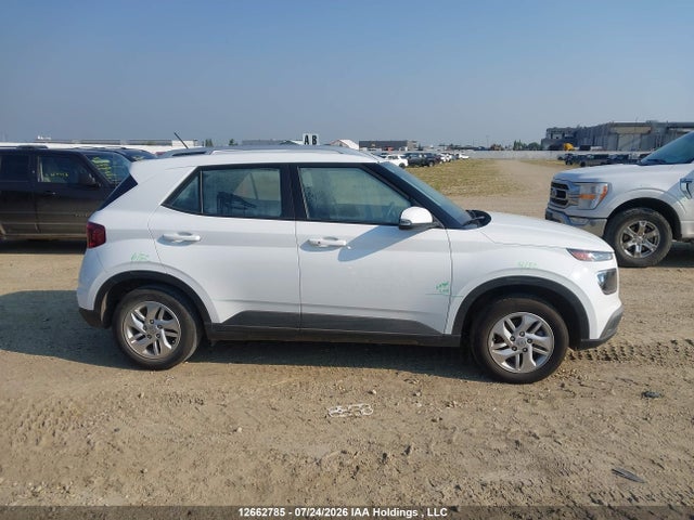 KMHRC8A3XSU417154 Hyundai Venue Sel/limited