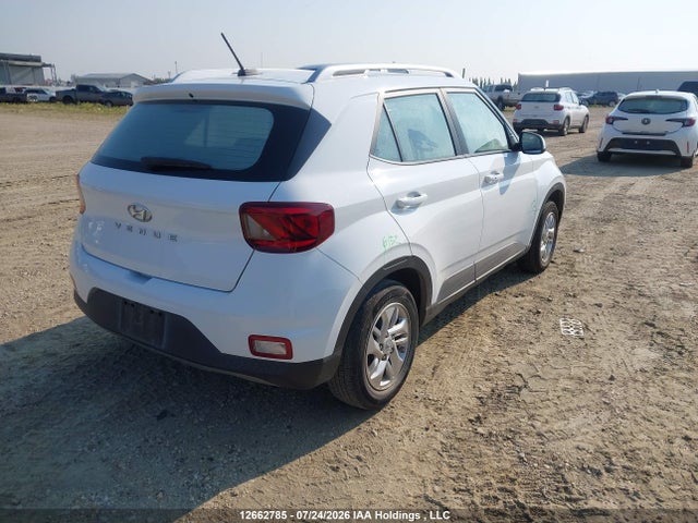 KMHRC8A3XSU417154 Hyundai Venue Sel/limited