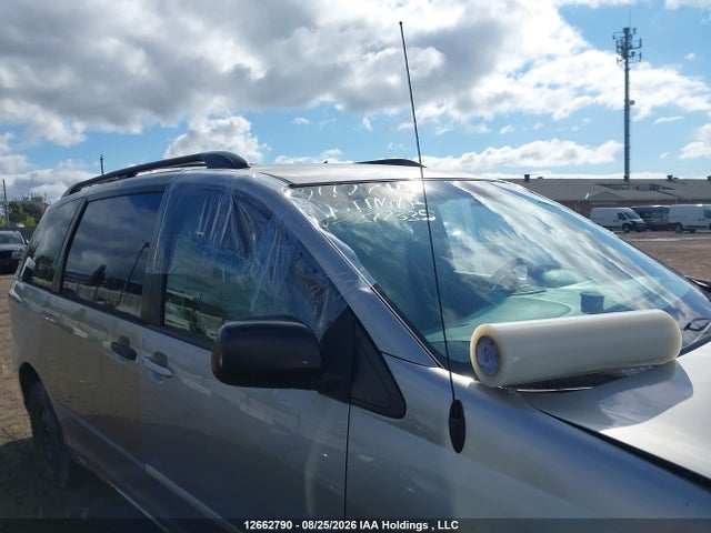 2009 Toyota Sienna Le მანქანა იყიდება აუქციონზე, vin: 5TDZK23C39S277335, აუქციონის ნომერი: 12662790