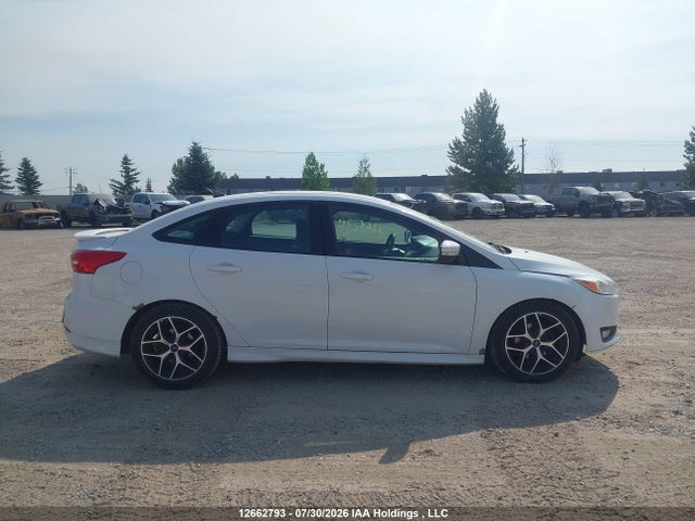 2015 Ford Focus Se მანქანა იყიდება აუქციონზე, vin: 1FADP3F25FL257451, აუქციონის ნომერი: 12662793