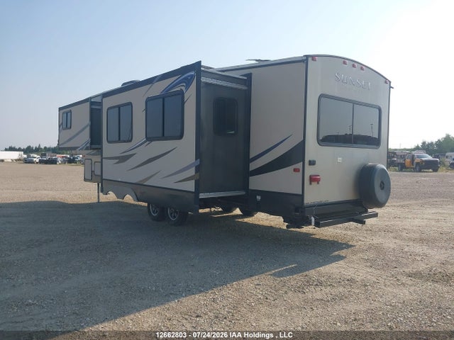 Продаж на аукціоні авто 2014 Crossroads Sunset, vin: 4V0FC3426EB024075, номер лоту: 12662803