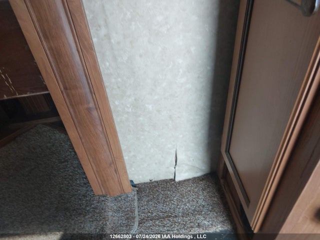 Продаж на аукціоні авто 2014 Crossroads Sunset, vin: 4V0FC3426EB024075, номер лоту: 12662803