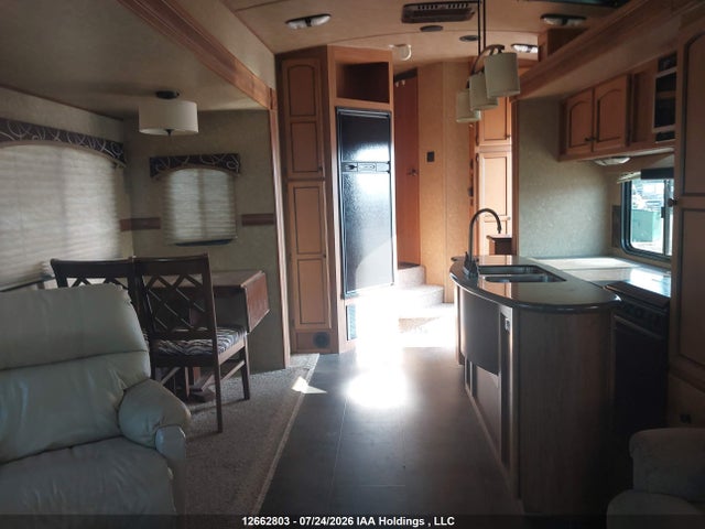 Продаж на аукціоні авто 2014 Crossroads Sunset, vin: 4V0FC3426EB024075, номер лоту: 12662803