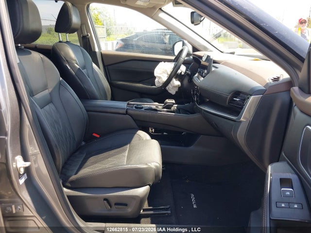 JN8BT3DD6PW305108 Nissan Rogue Platinum