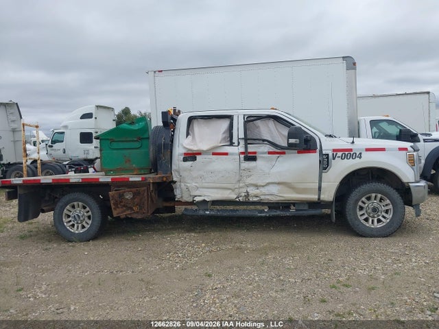 Ford F350 Super Duty 2018 1FD8W3F65JEC50641 Image 13