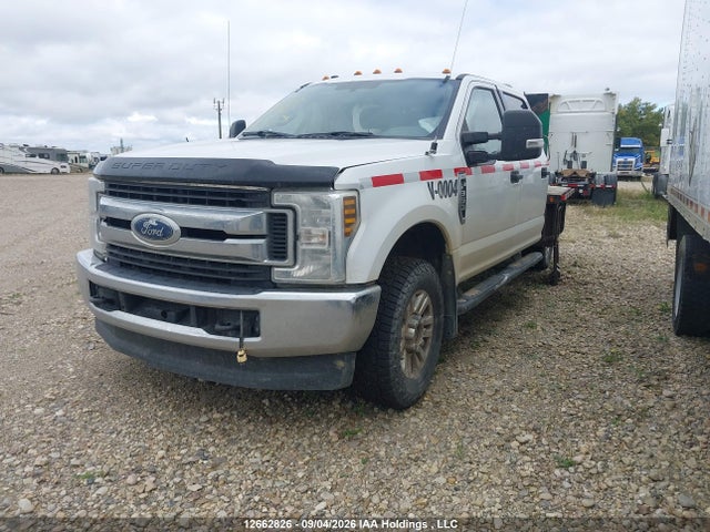 Ford F350 Super Duty 2018 1FD8W3F65JEC50641 Image 2