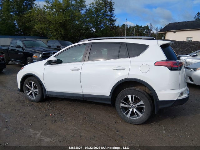 2T3ZFREV2JW442726 Toyota RAV4 LE