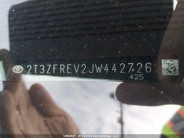 Toyota RAV4 LE 2018 2T3ZFREV2JW442726 Image 18