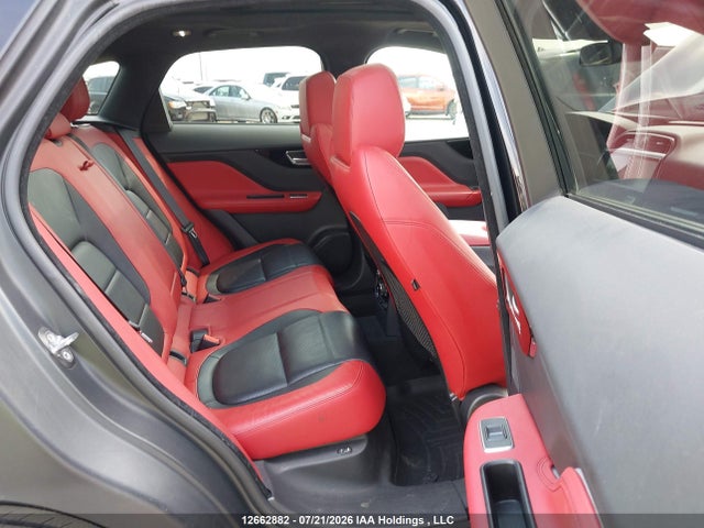 SADCM2BV7HA062043 Jaguar F-PACE S