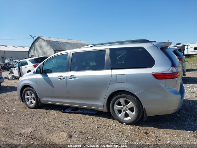Toyota SIENNA LE 2015 5TDKK3DC7FS531534 Image 14