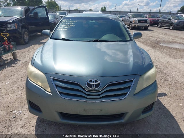 2010 Toyota Camry Le მანქანა იყიდება აუქციონზე, vin: 4T1BF3EK3AU560054, აუქციონის ნომერი: 12662928