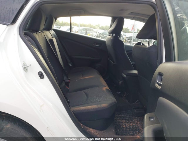 Toyota Prius Technology 2018 JTDKARFU5J3061607 Image 8