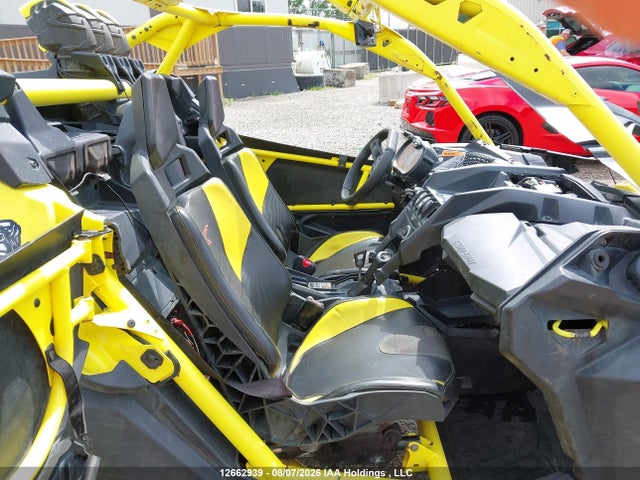 3JBVWAW2XKK000041 Can-Am Maverick X3 X Mr Turbo R