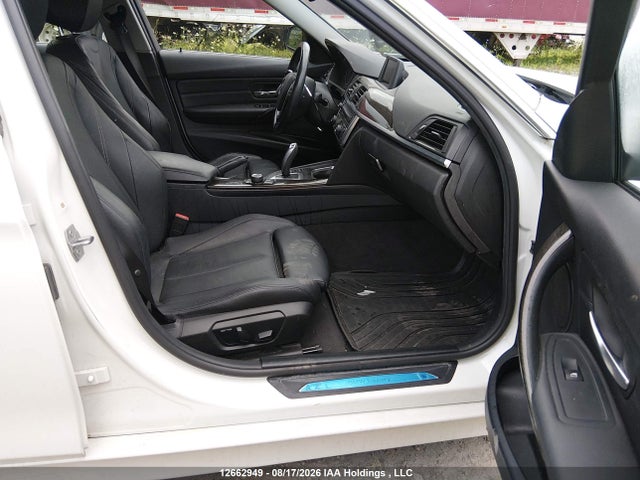 WBA3C3C59FP663836 BMW 320i Xdrive