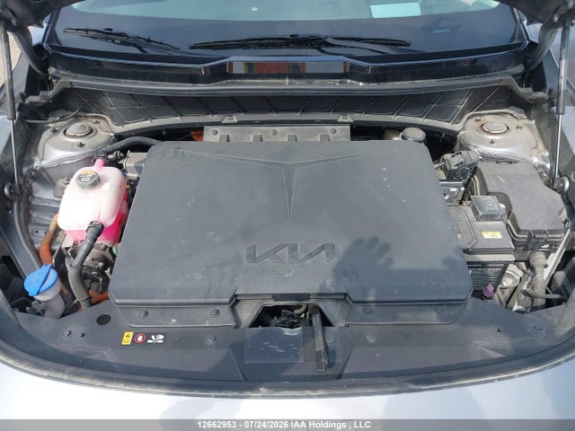 Auction sale of the 2024 Kia Niro Ev Wave/wave W/snow White Pearl   Grey Exterior, vin: KNDCT3L11R5083285, lot number: 12662953