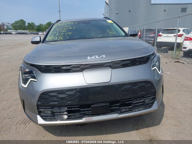 Auction sale of the 2024 Kia Niro Ev Wave/wave W/snow White Pearl   Grey Exterior, vin: KNDCT3L11R5083285, lot number: 12662953