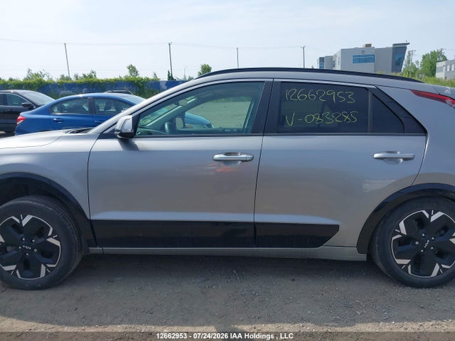 Auction sale of the 2024 Kia Niro Ev Wave/wave W/snow White Pearl   Grey Exterior, vin: KNDCT3L11R5083285, lot number: 12662953